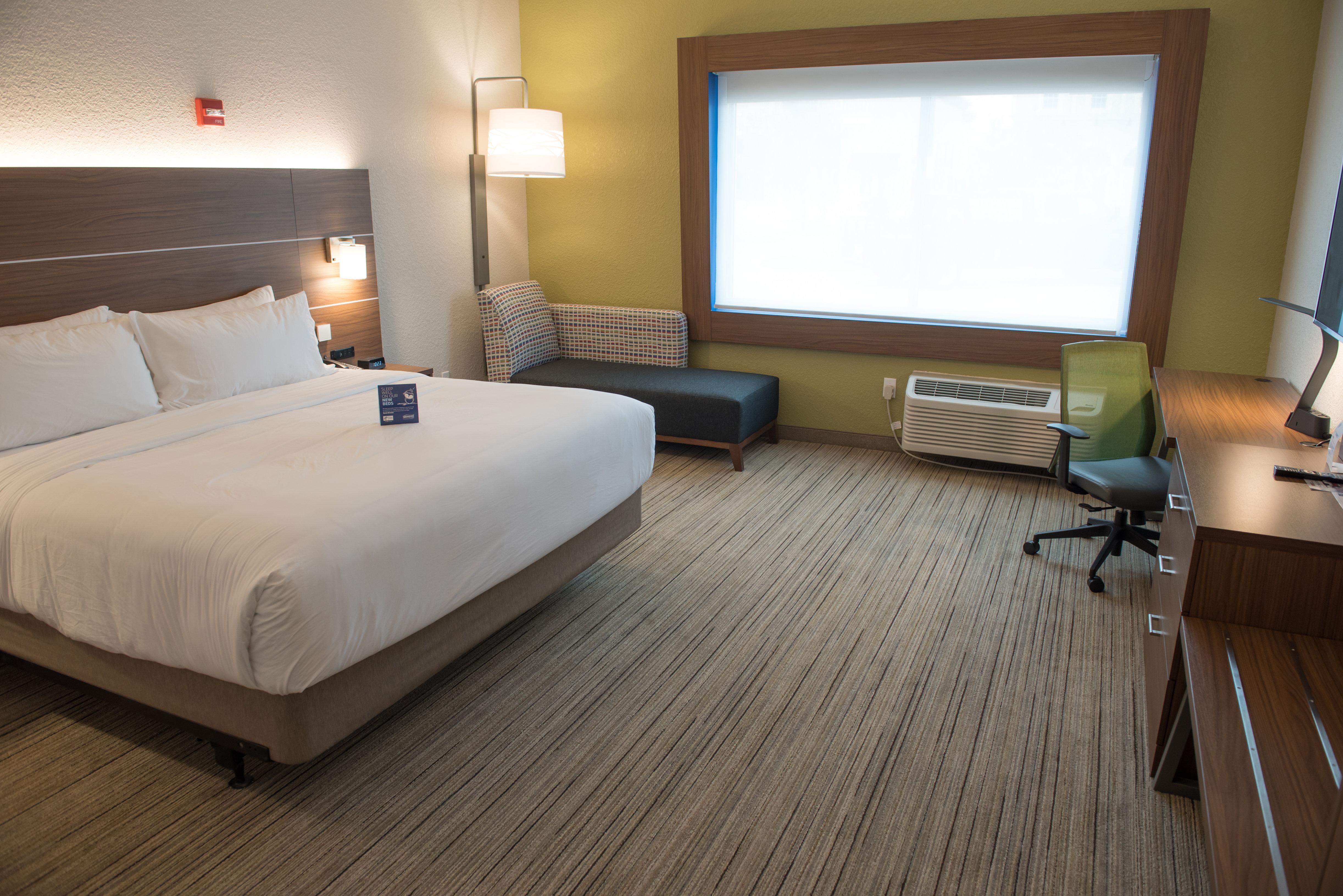 Holiday Inn Express & Suites - Dayton Southwest By Ihg Exteriör bild