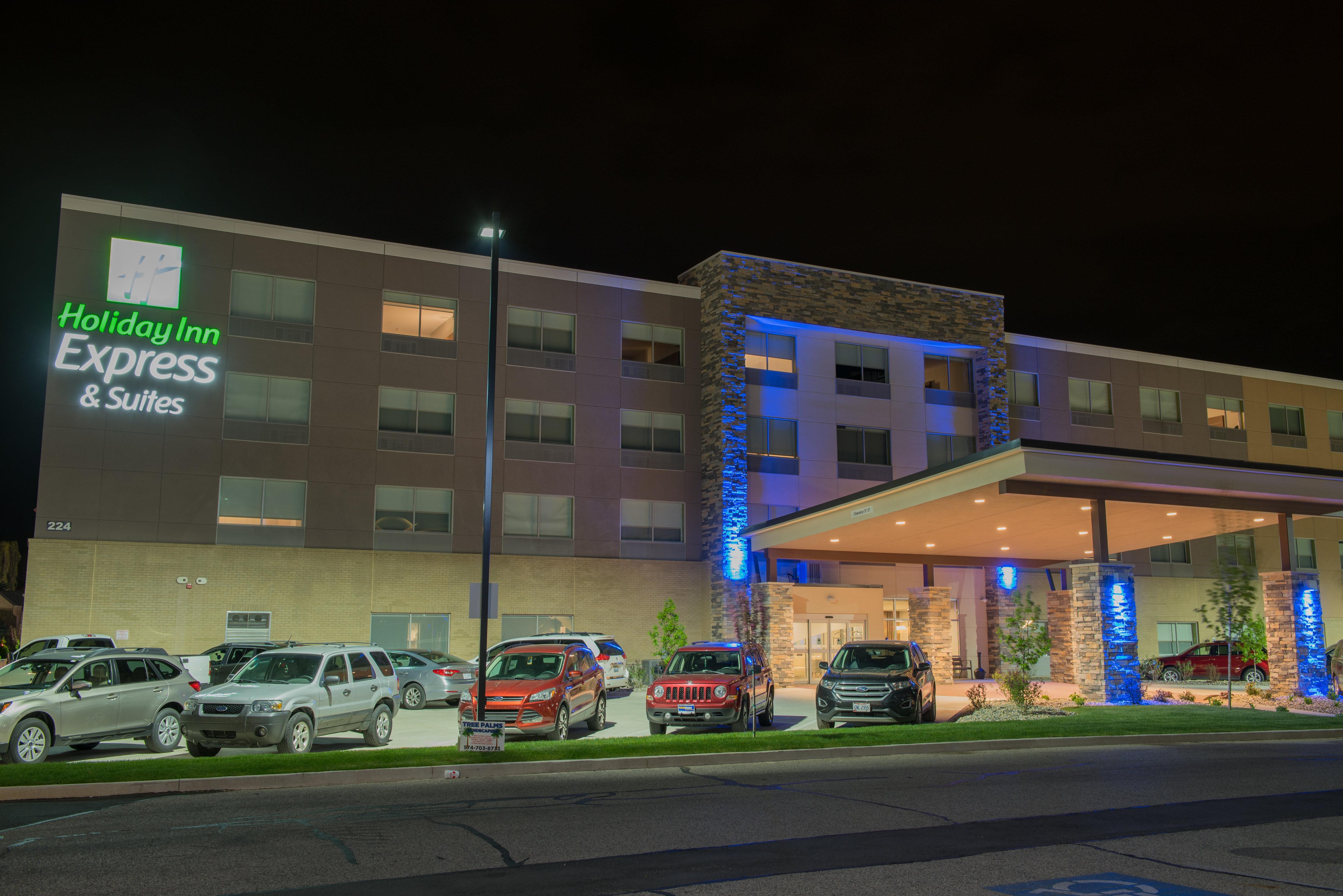 Holiday Inn Express & Suites - Dayton Southwest By Ihg Exteriör bild